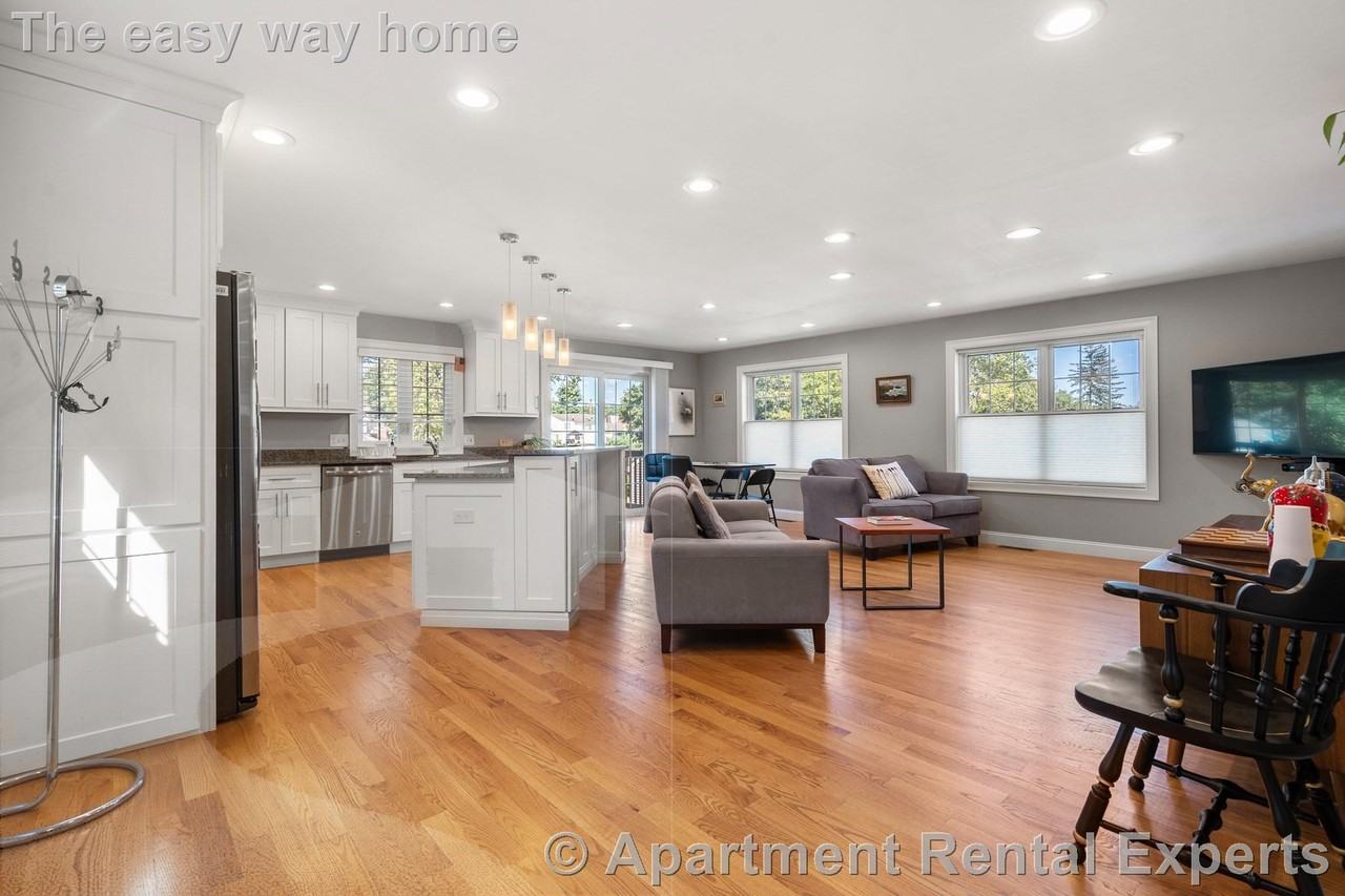 28 Park Ave - Photo 3 of 34