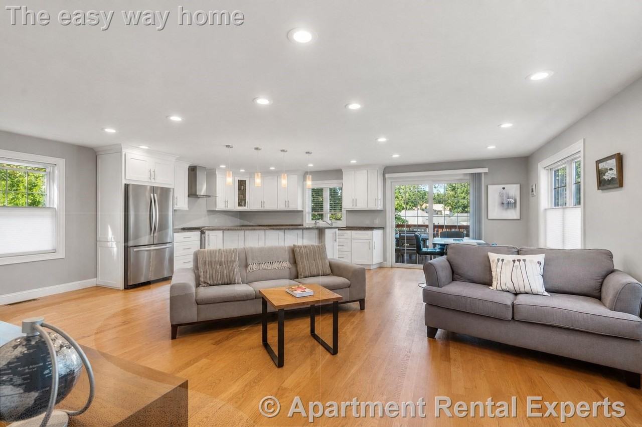 28 Park Ave - Photo 5 of 34