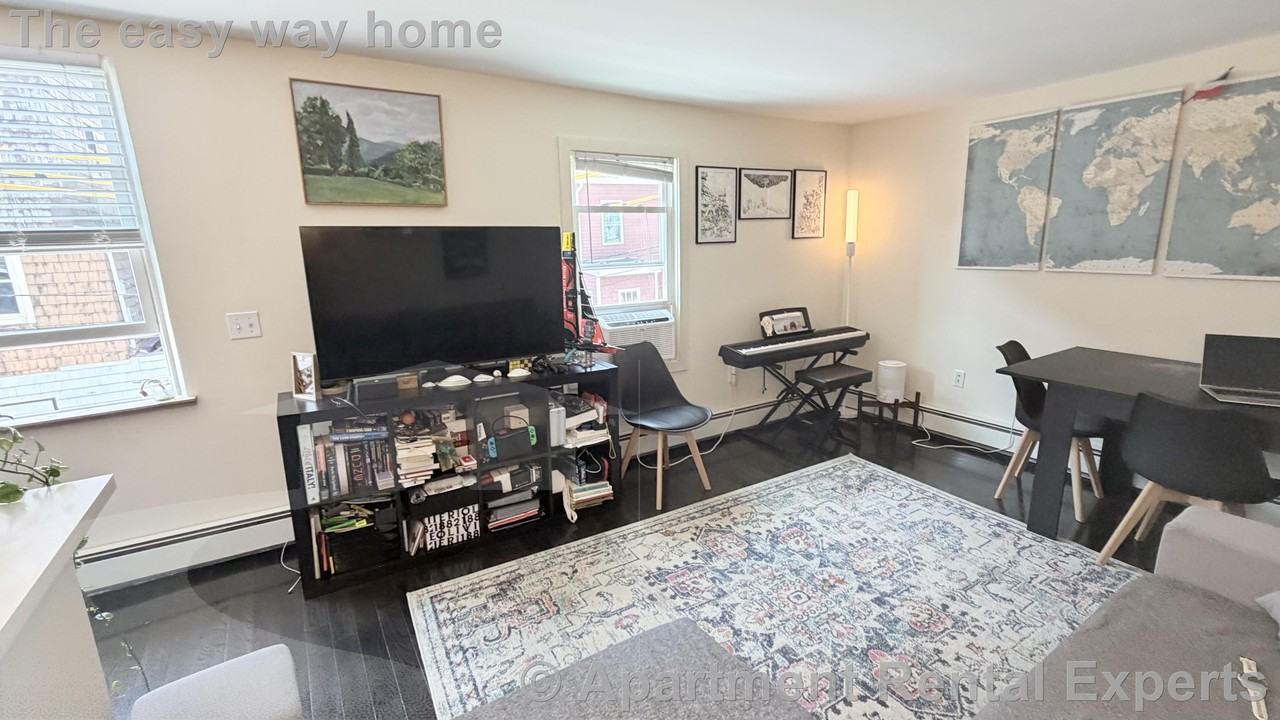 3 Jefferson St #2 - Photo 5 of 13