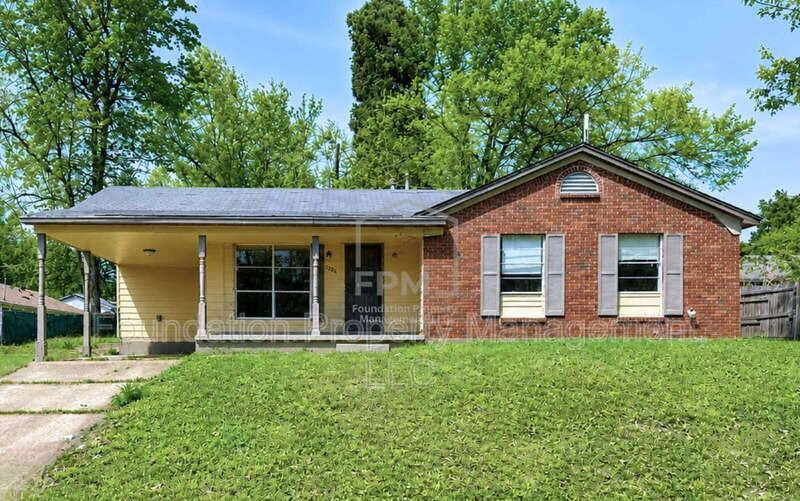 2224 Willow Wood Ave