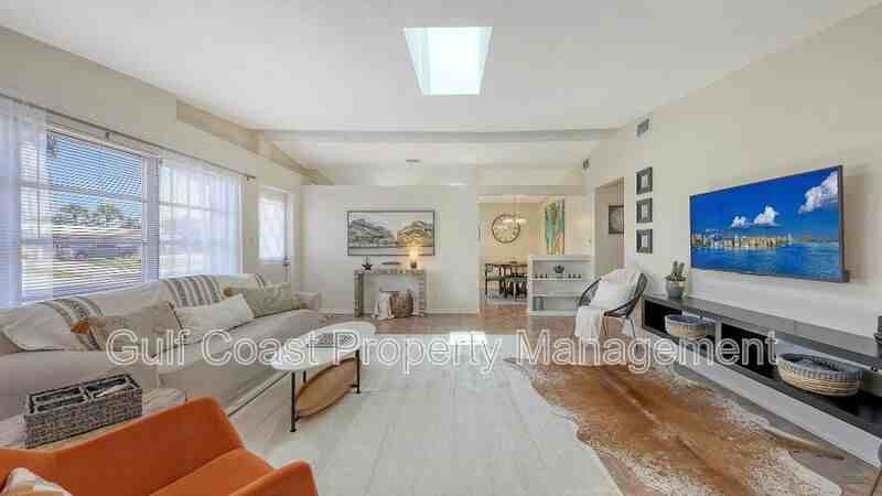 2551 Waneta Dr - Photo 4 of 35