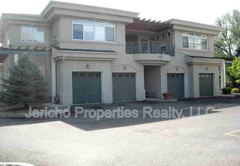 5357 Balsam St #102 - Photo 4 of 7