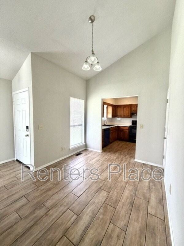 1548 E 74th St - Photo 5 of 19