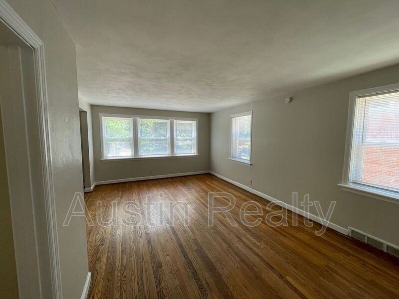 7215 Amherst Ave #7215AMHERS - Photo 4 of 8