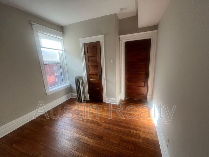 3901 Hartford St #2F - Photo 7 of 16