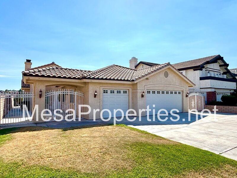18195 Harbor Dr - Photo 4 of 33