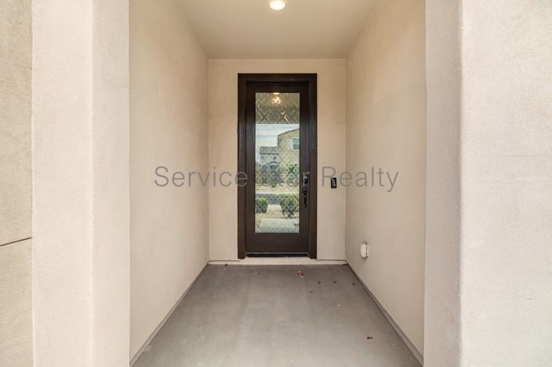 4238 W Nora Dr - Photo 3 of 25
