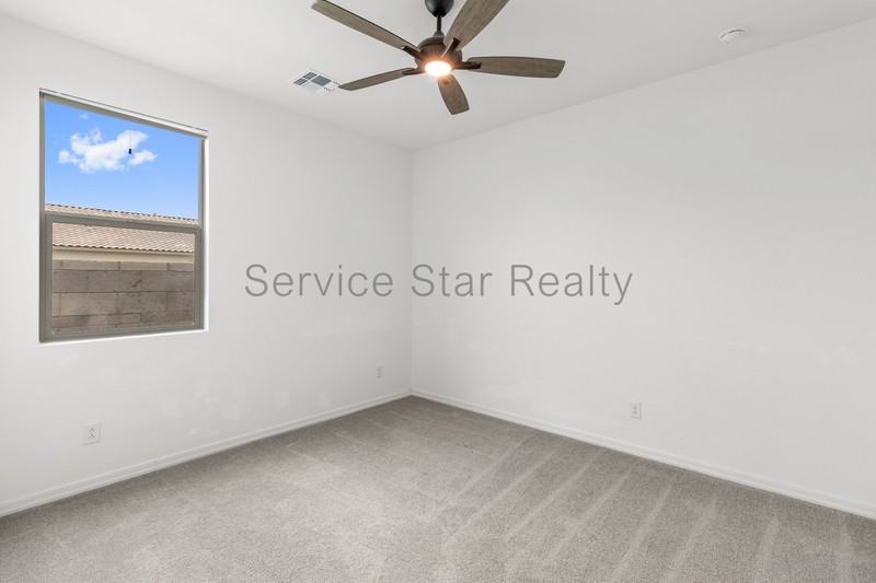 4238 W Nora Dr - Photo 7 of 25