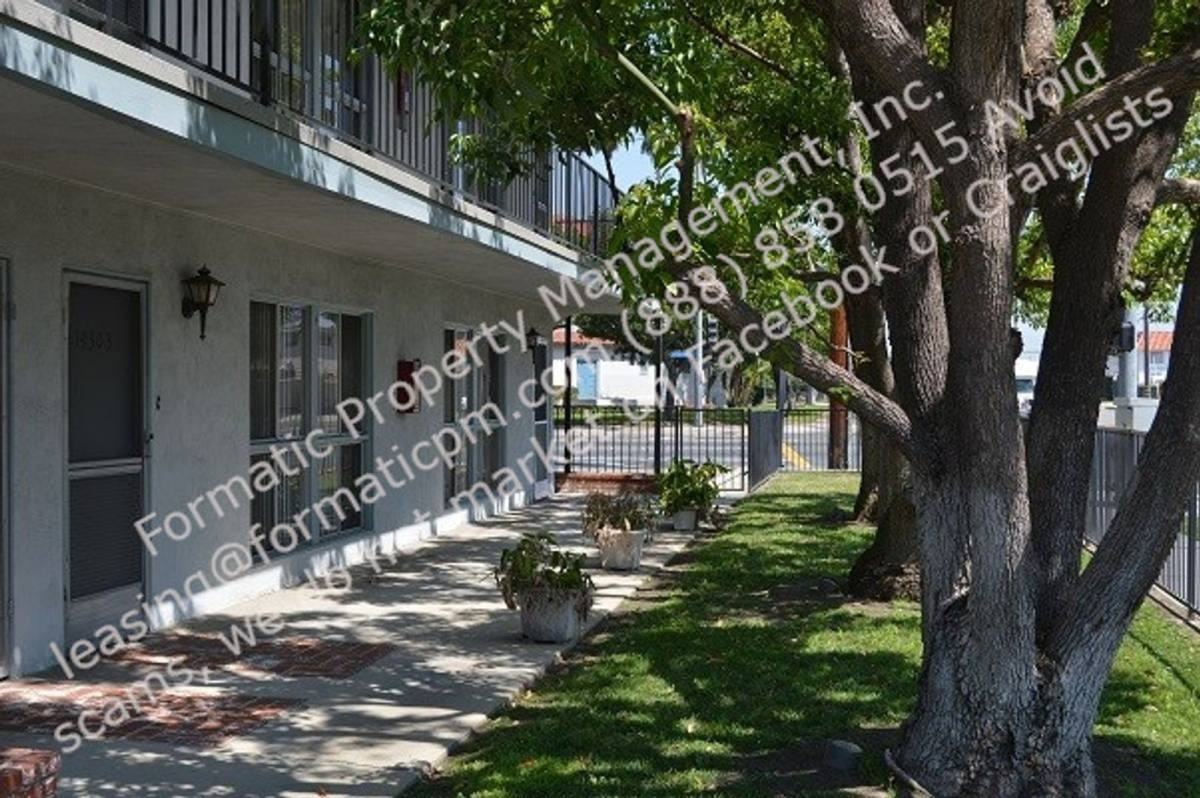 14311 Norwalk Blvd - Photo 2 of 10