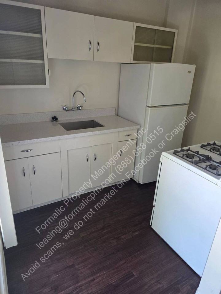 14311 Norwalk Blvd - Photo 7 of 10