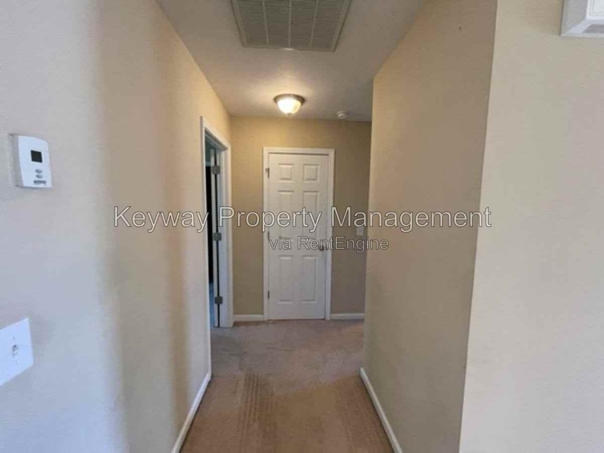 6107 Village W Lane - Photo 7 of 10