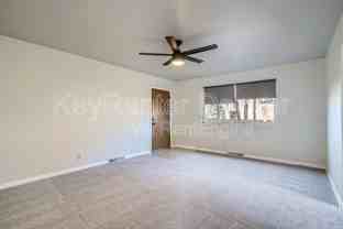 922 Newton St - Photo 1 of 1