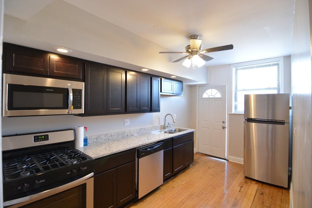 3241 N Damen Ave #3 - Photo 2 of 19
