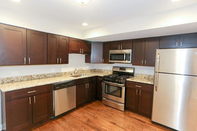 1218 W Diversey Pkwy #G - Photo 2 of 17