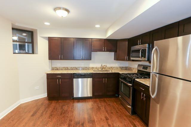 1218 W Diversey Pkwy #G - Photo 3 of 17