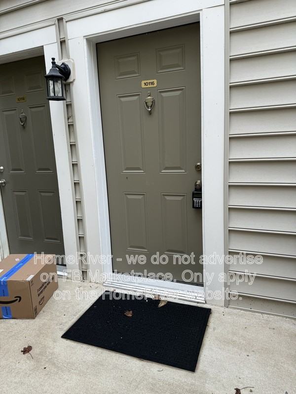 10116 Oakton Terrace Rd - Photo 2 of 12