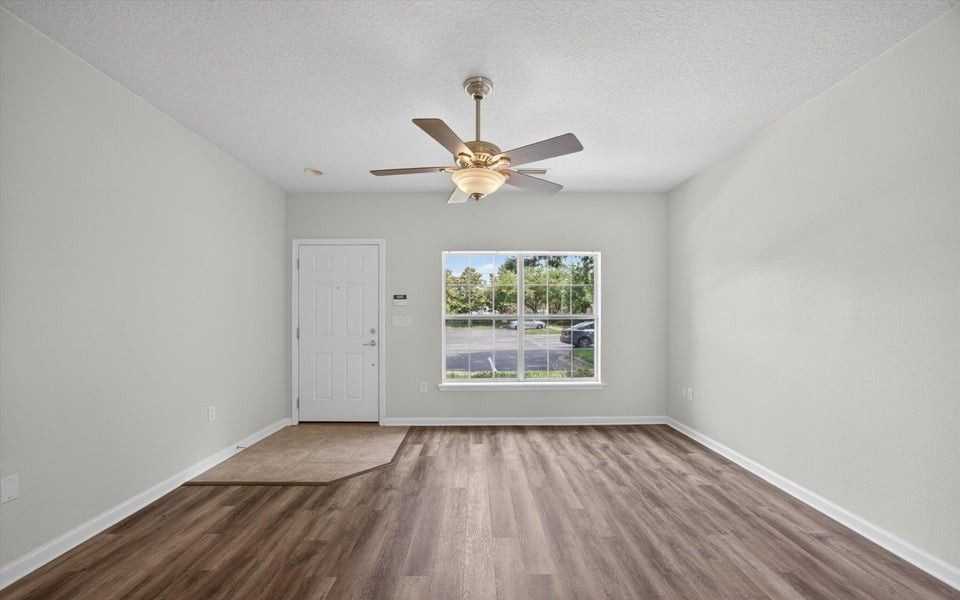 8098 Summer Palm Ct - Photo 7 of 22