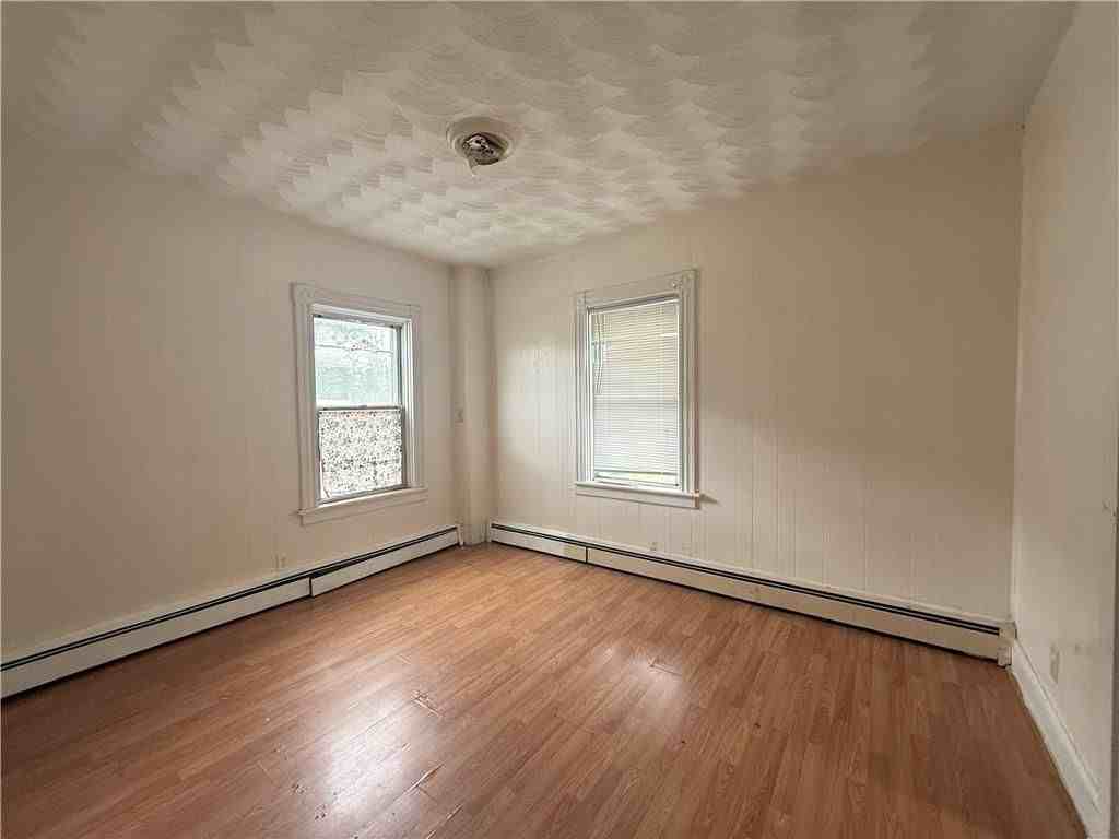 22 Bridge St - Photo 5 of 8