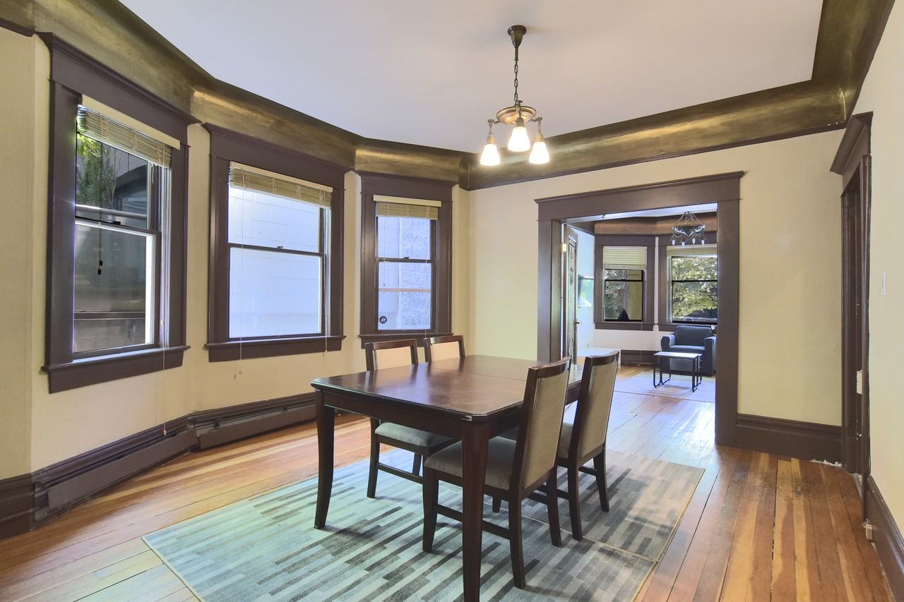1517 Comox Street - Photo 3