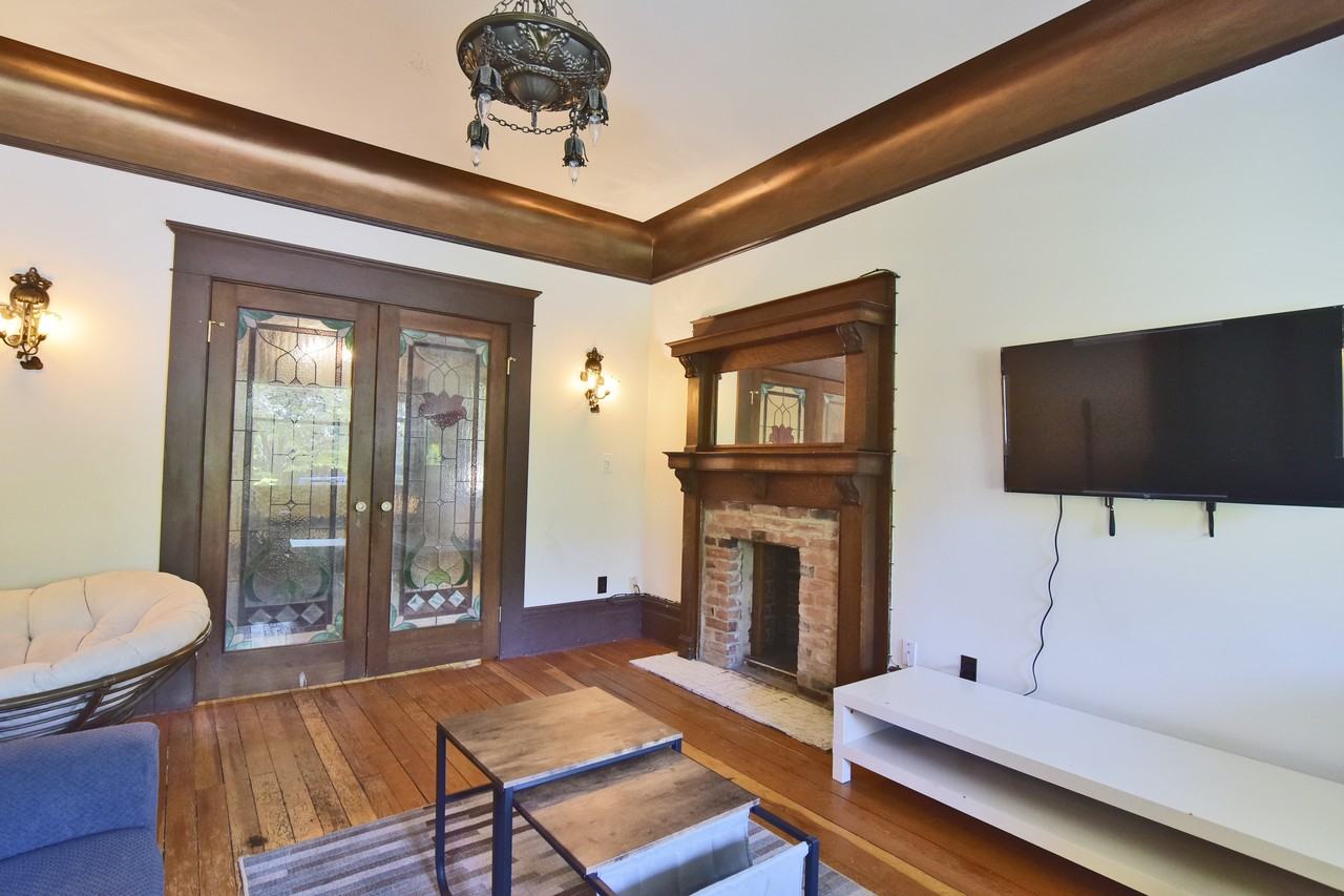 1517 Comox Street - Photo 4