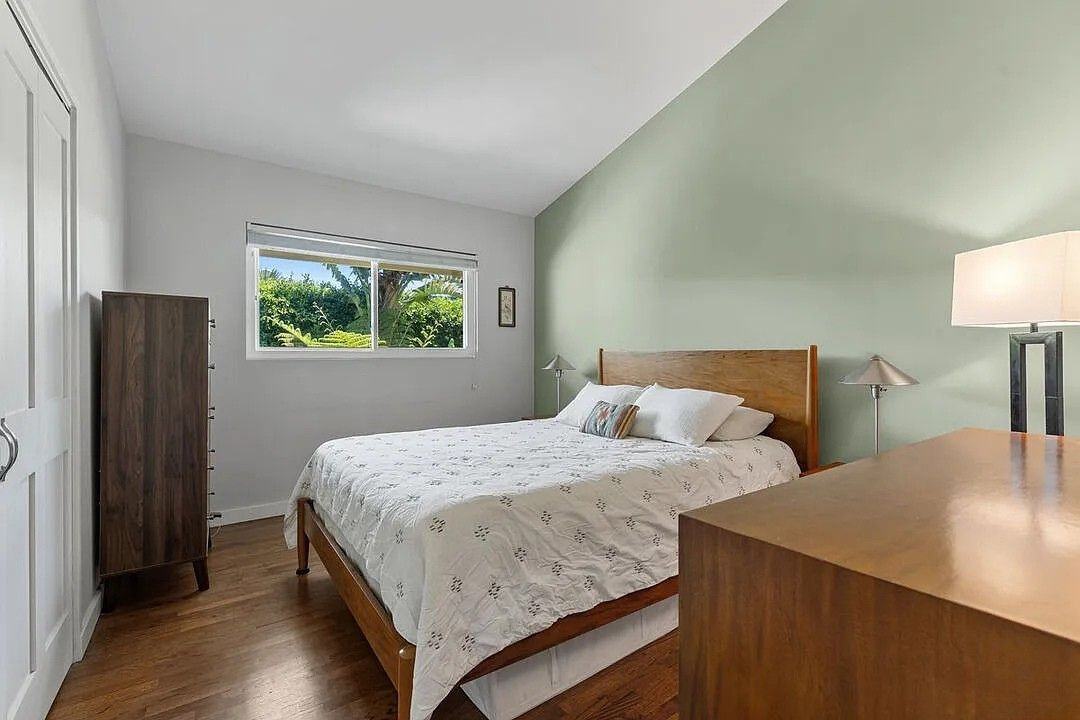1517 Harvard St #7 - Photo 6 of 12