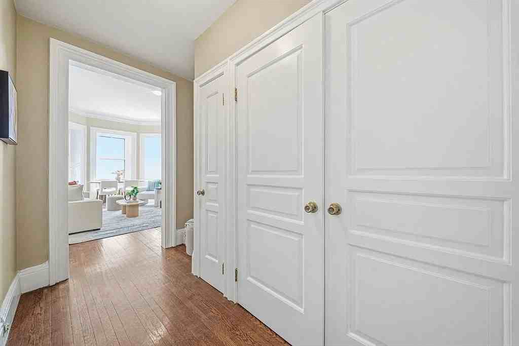 46 Commonwealth Ave #8 - Photo 3 of 13