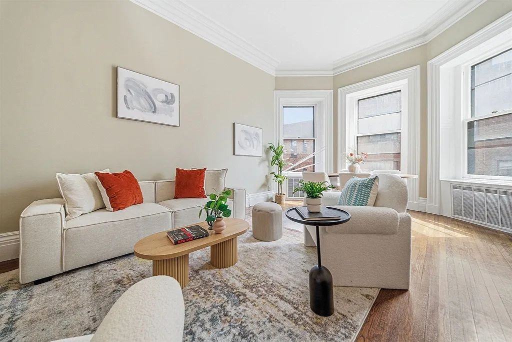 46 Commonwealth Ave #8 - Photo 7 of 13