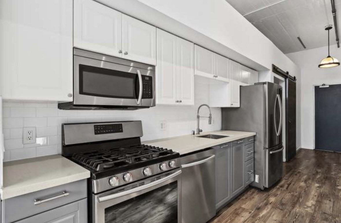 420 S San Pedro St - Photo 3 of 3