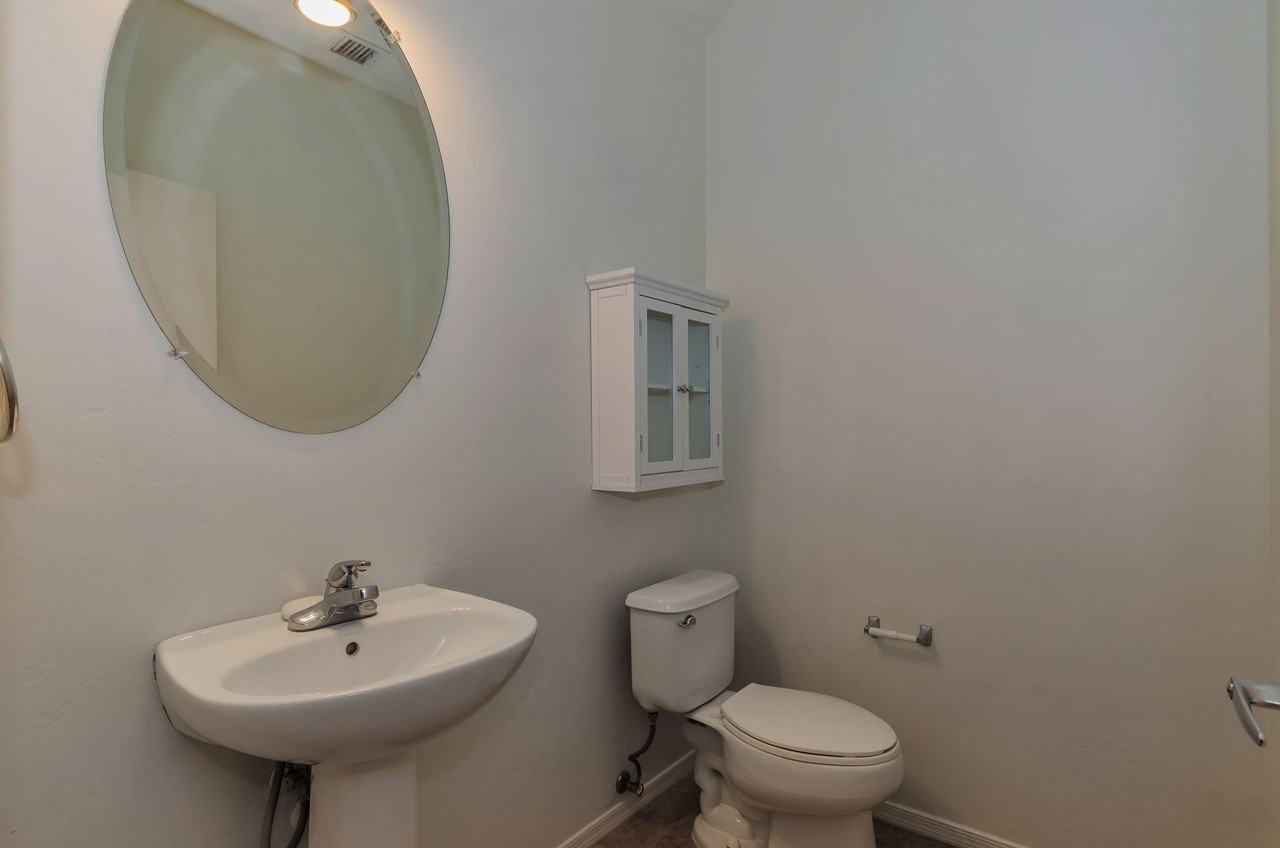 7004 S Catchfly Ct - Photo 7 of 32
