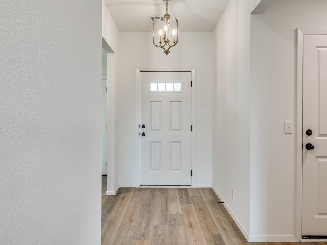 3442 E 153rd St S - Photo 3 of 28