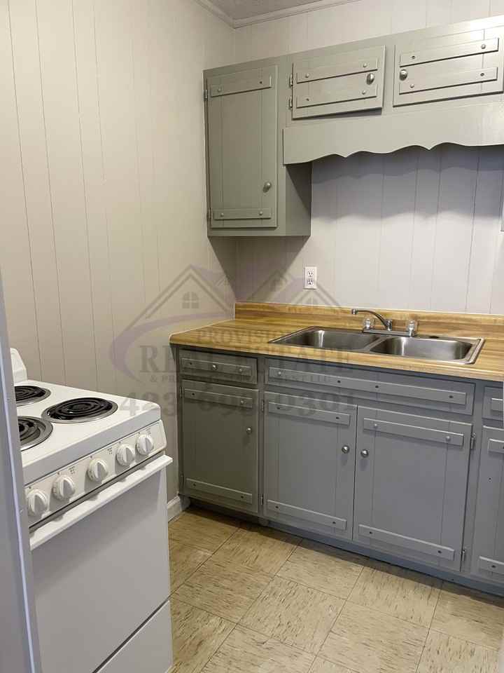 705 20th St Se - Photo 6 of 10