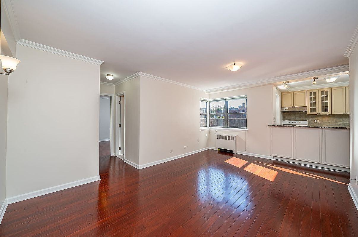 2510 31st Ave #5G - Photo 4 of 13