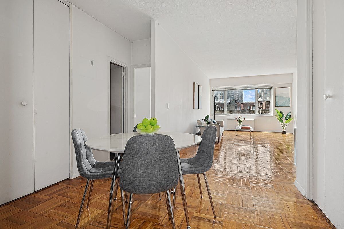 60 E 8th St #6D - Photo 2 of 11