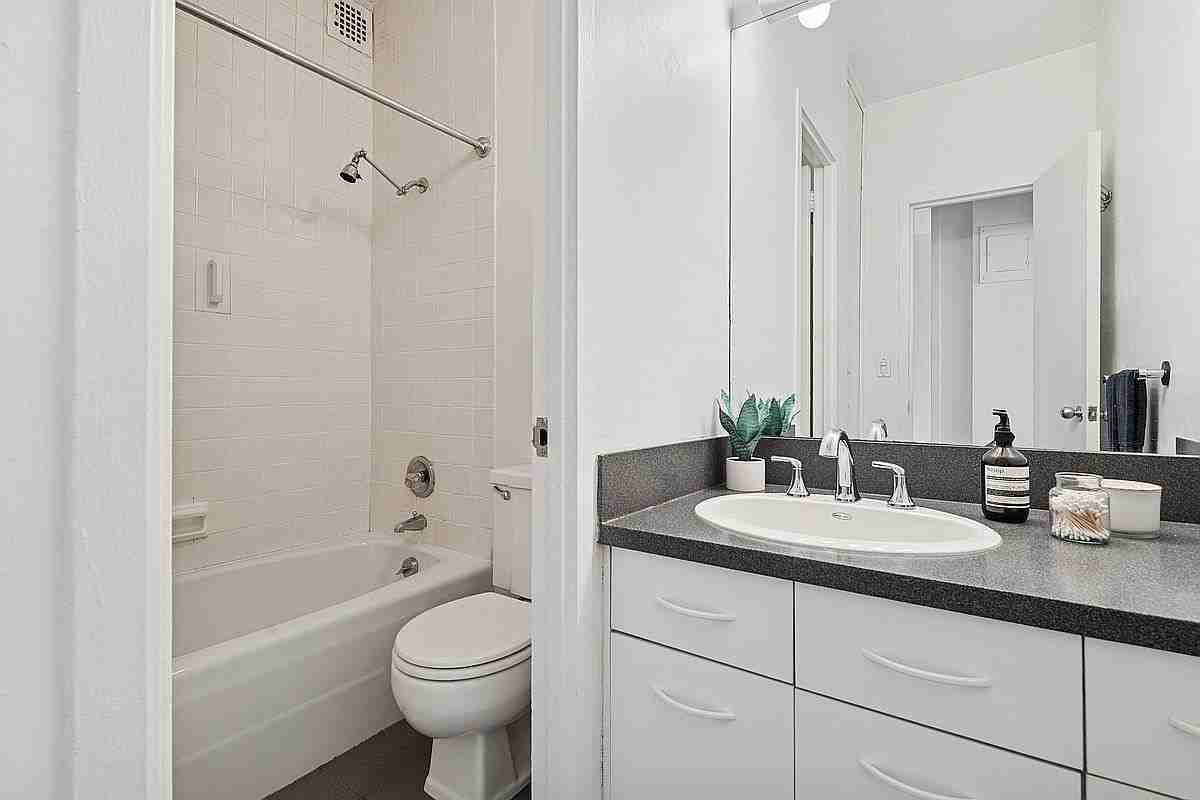 60 E 8th St #6D - Photo 7 of 11