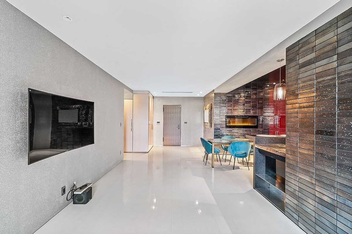 6433 99th St #6S - Photo 3 of 22