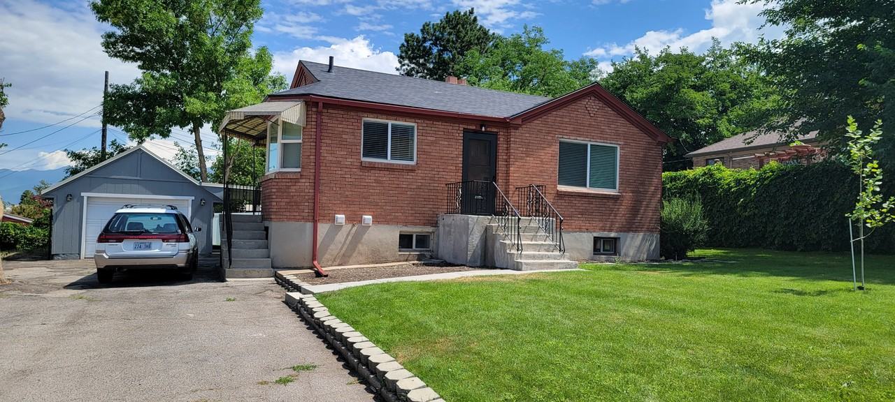 379 Odell Ln - Photo 2 of 12
