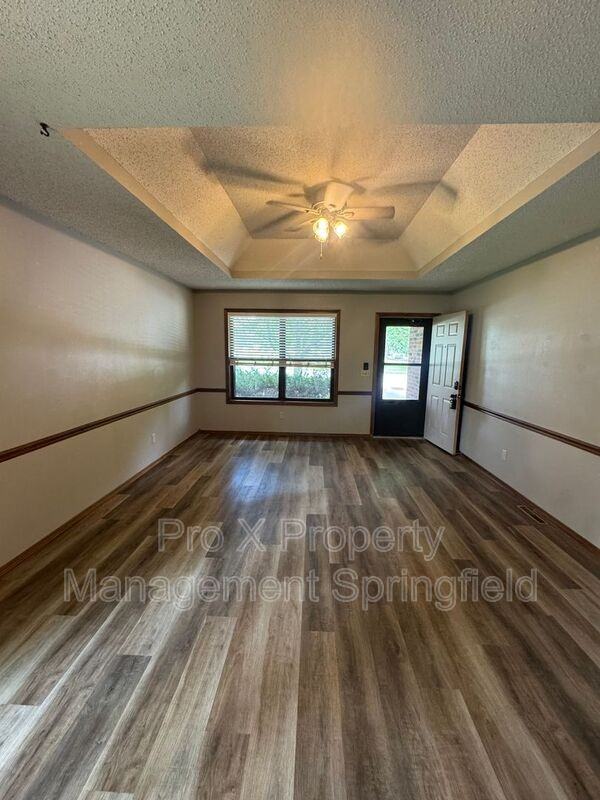 3720 E Farm Lane Rd - Photo 2 of 16