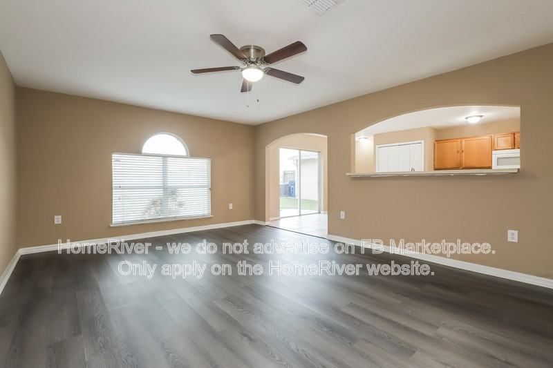 3650 Fyfield Ct - Photo 3 of 18