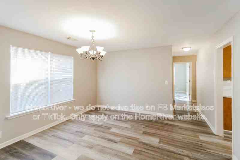 35 Chapman Way - Photo 5 of 18
