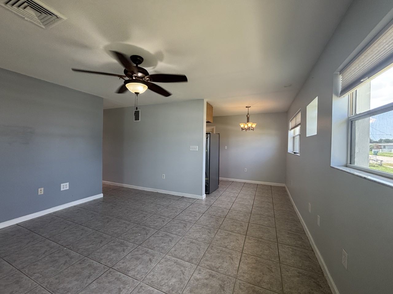 824 Conreid Dr Ne - Photo 3 of 16