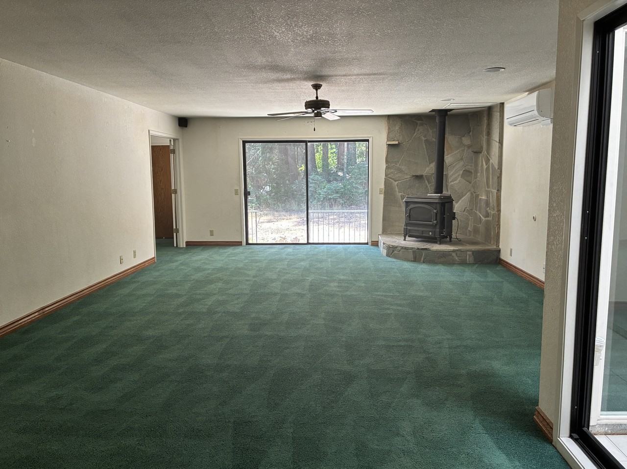 2121 Tanager Ln - Photo 6 of 22