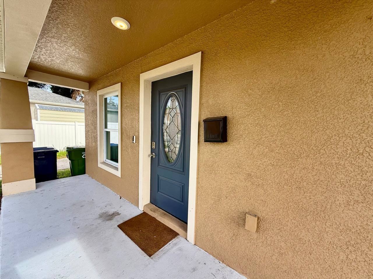 2904 E Columbus Dr - Photo 2 of 39