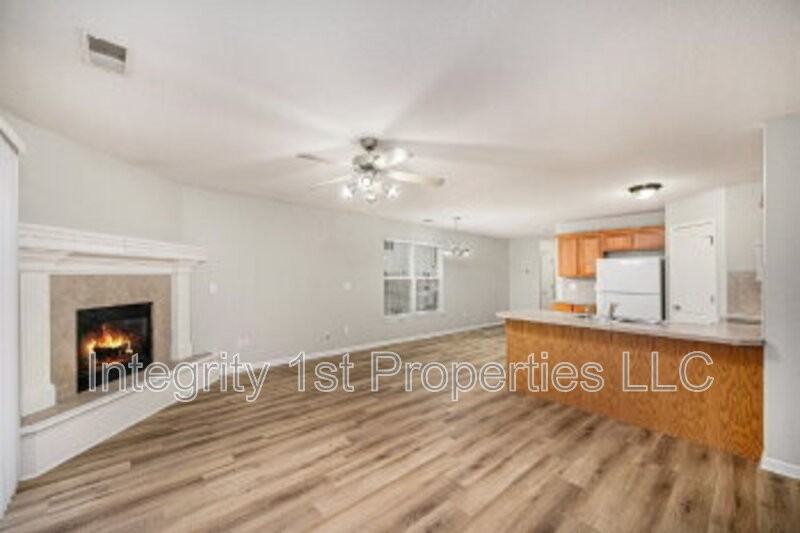 5941 Nw 90th Ter - Photo 7 of 17