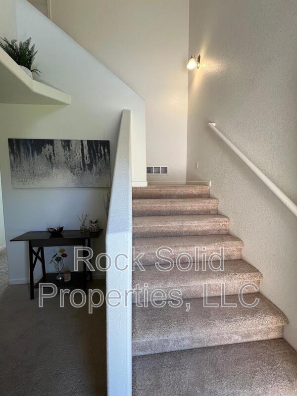 6608 Horse Soldier Rd - Photo 4 of 23