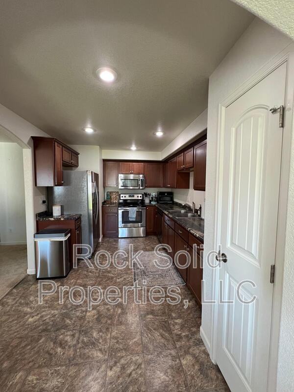 6608 Horse Soldier Rd - Photo 7 of 23