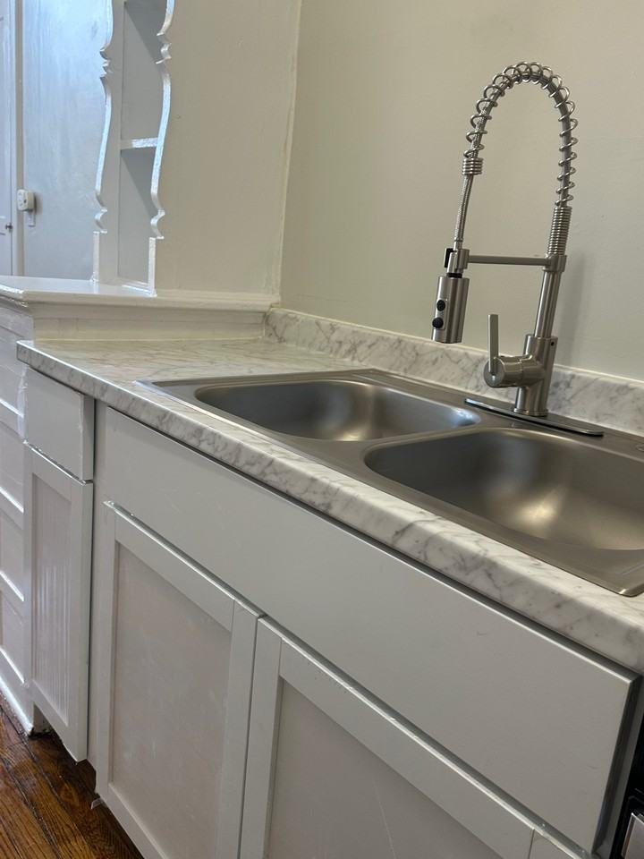157 W 3rd St #4 - Photo 3 of 9