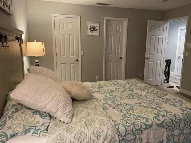 1427 Forest Hills Dr #NA - Photo 5 of 14
