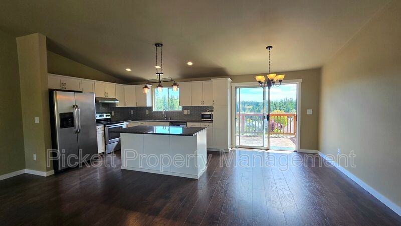 1367 Nw Rockford Cir - Photo 7 of 36