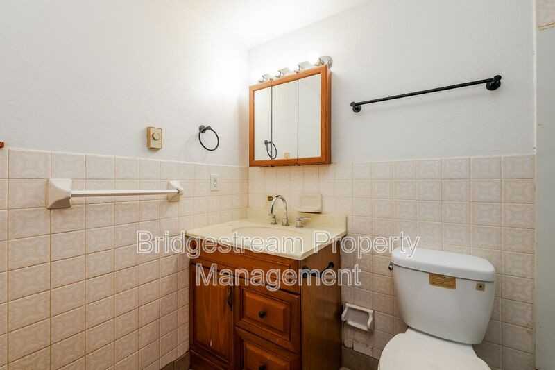 146 Forest St - Photo 7 of 8