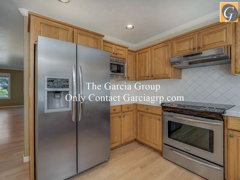 780 5th St - Photo 5 of 33